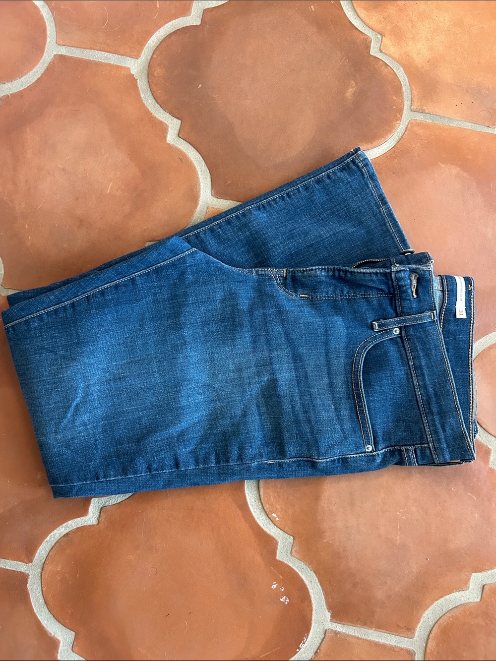 Levi 312 Shaping Slim Classic Dark Blue Denim Jeans